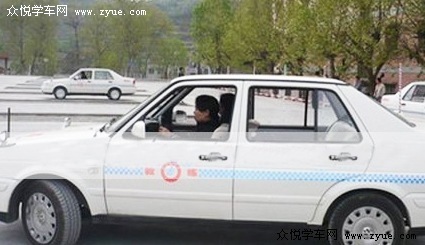 凤凰驾校