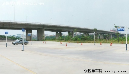 南靖驾校