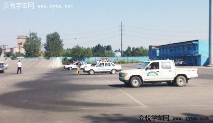 润驰驾校