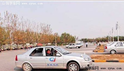 玉龙达驾校