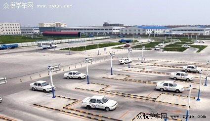 力佳驾校