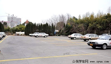 沁园驾校
