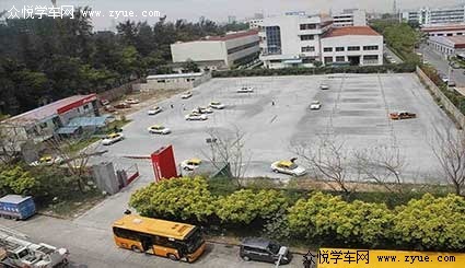 华荣驾校