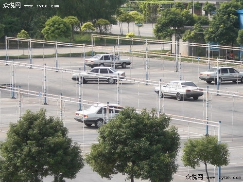 北京伟达驾校感悟汽车陪练利大于弊_众悦学车