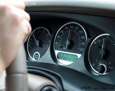 如何做到安全驾驶呢？