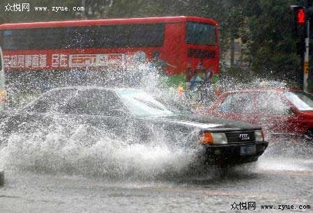 雨天如何安全行车？切记九大要领