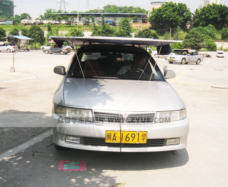 福州顺程驾校_顺程驾校菱帅教练车