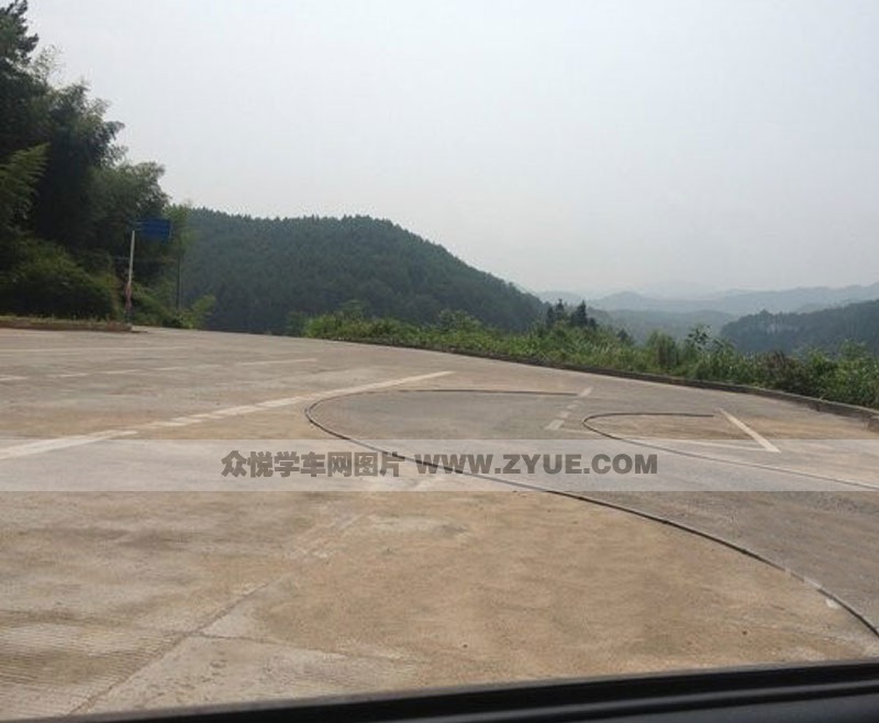 平安驾校S型弯路