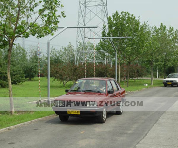 大众驾校教练车