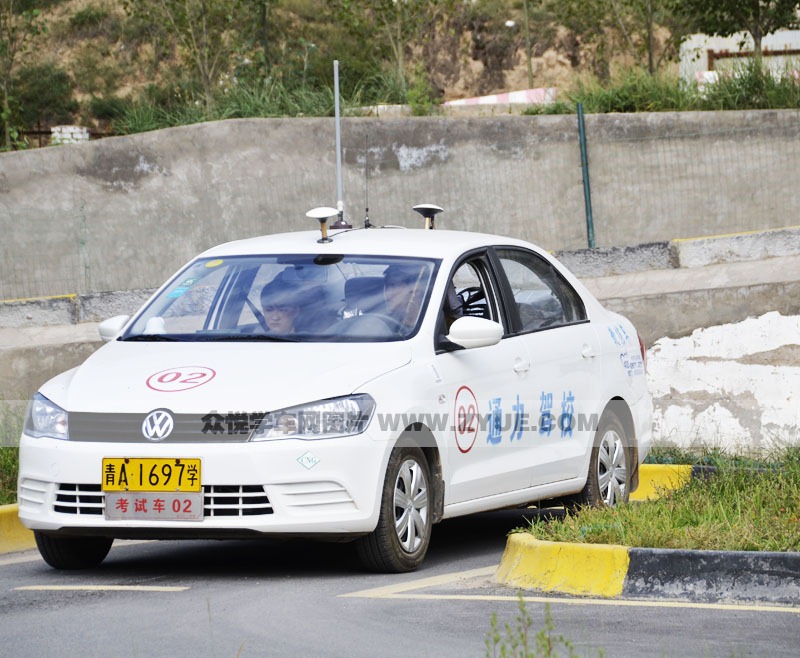 西宁通力驾校考试车