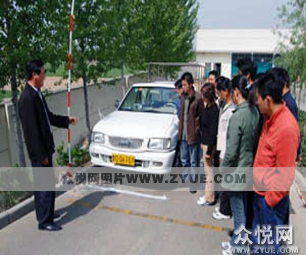运通驾校培训现场